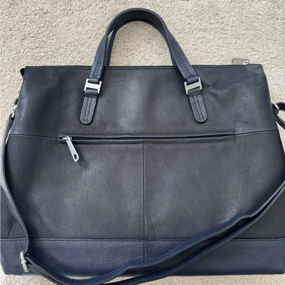 Genuine Leather Navy Laptop Messenger Bag | European Brand | New | Rare Find - Picture 3 of 11